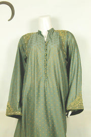 Modern Take on Tradition: Moti-Inspired Applique & Simple Shalwar - M.M Collection - 